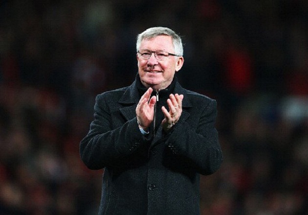 TIẾT LỘ: Hình phạt "dị" của Sir Alex với học trò