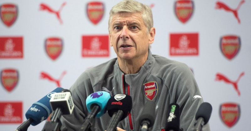HLV Wenger gây sốc trong buổi họp báo cuối cùng ở Arsenal