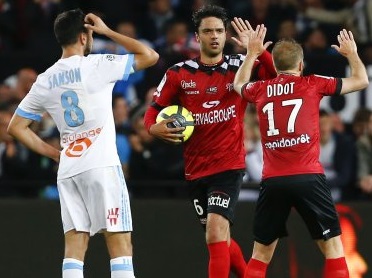 Highlights: Guingamp 3-3 Marseille (Vòng 37 giải VĐQG Pháp)