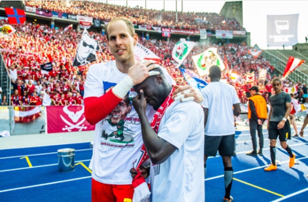 Ảnh bài viết Tới Liverpool, Naby Keita khóc hết nước mắt ngày chia tay RB Leipzig