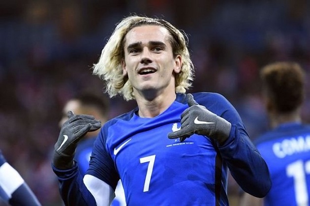 Griezmann đối đầu Thauvin: Khi Europa League chưa phải là tất cả