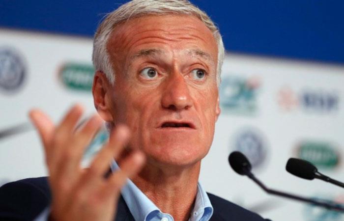 Kẻ khóc người cười vì... Didier Deschamps