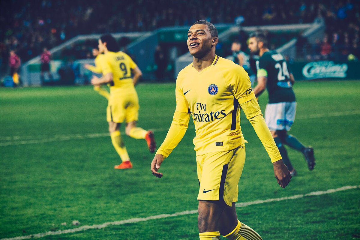 Ảnh bài viết Real muốn mua Mbappe: Neymar chỉ là đòn gió?