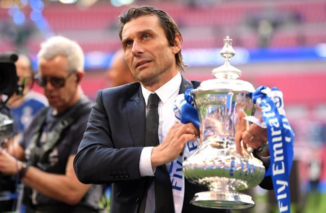 "Hãy cho Conte thêm cơ hội!"