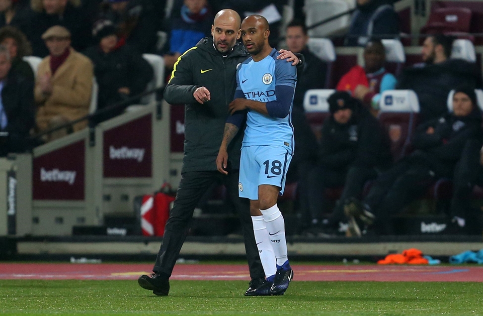 Fabian Delph: Đời bây giờ lại đẹp