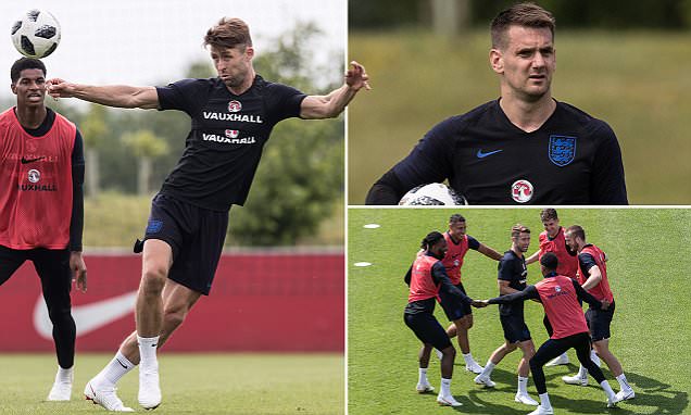 Ảnh bài viết Gác lại thù địch, sao Chelsea và M.U dốc sức vì Tam sư trên sân tập