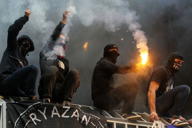 Hooligan Nga phát động 'làm thịt' World Cup 2018