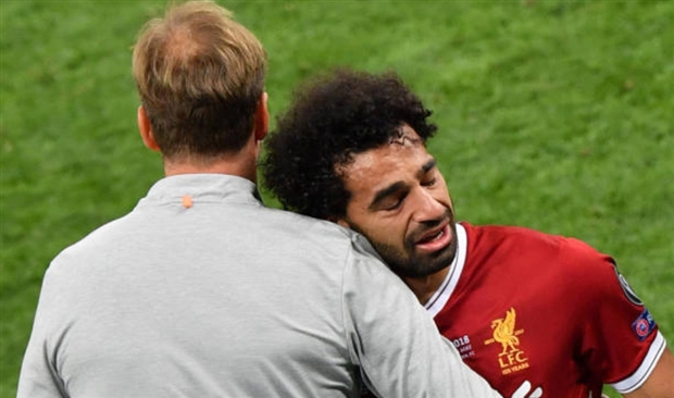 SỐC: Salah nhiều khả năng chia tay World Cup sau pha xấu chơi của Ramos