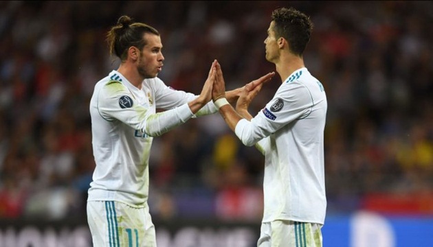 SỐC: Ronaldo chế nhạo Gareth Bale sau khi Real Madrid đánh bại Liverpool
