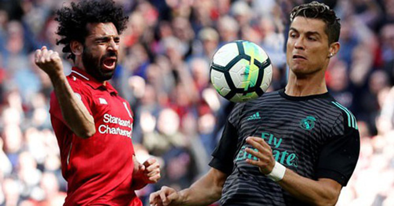 Tại sao Ronaldo là người đầu tiên đến động viên khi Salah rời sân?