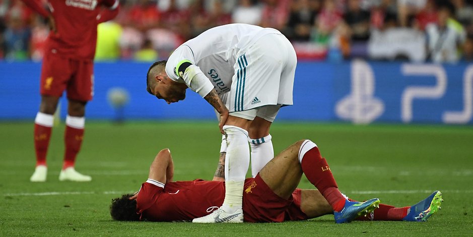 Sốc: Ramos sắp sửa bị kiện, phải bồi thường 1 tỷ euro cho Salah