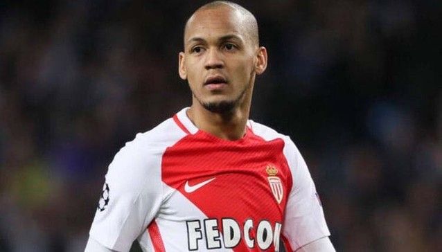 Fabinho và số phận những người tiền nhiệm