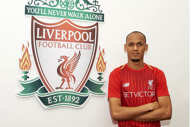 Mua được Fabinho, fan Liverpool chọc quê Man United