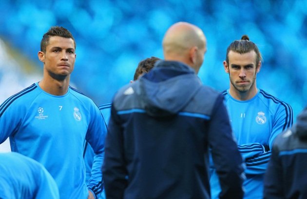 Zidane từ chối điều gì với Bale và Ronaldo trước khi bỏ việc?