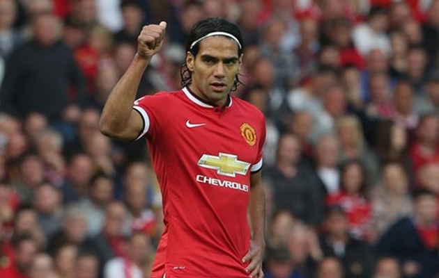 Ảnh bài viết Được AC Milan quan tâm, thương vụ "thảm họa" của M.U nói gì?