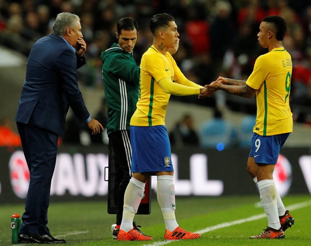 Ảnh bài viết Gabriel Jesus hay Firmino, lựa chọn tối ưu nào cho Tite?