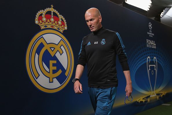 Zinedine Zidane và những HLV từ chức để lại nhiều tiếc nuối cho CĐV