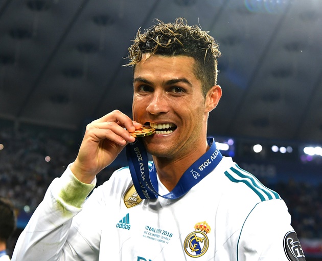 Ảnh bài viết 1.35 triệu bảng/tuần, Ronaldo liệu có ở lại Real?