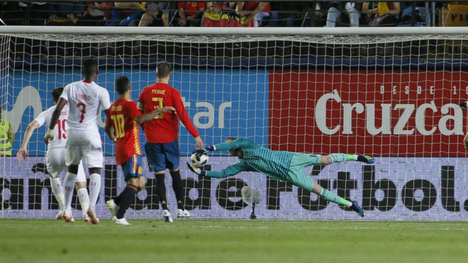 Giao hữu tiền World Cup 2018 Tây Ban Nha vs Thụy Sĩ: Sai lầm hiếm hoi của David de Gea