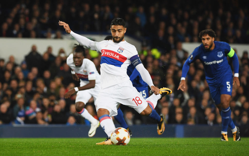 Ảnh bài viết Thực hư việc Fekir đến Liverpool kiểm tra y tế