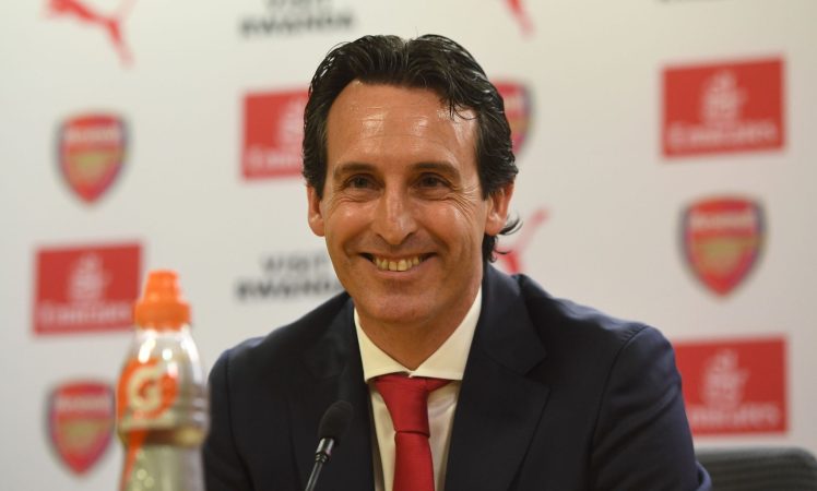 Ảnh bài viết Tiết lộ: Emery "dụ dỗ" người thừa của M.U ngay khi cập bến Arsenal