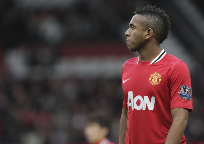 Ảnh bài viết Sanchez và những tấm gương Nam Mỹ 'xấu' cho Fred tại Man Utd