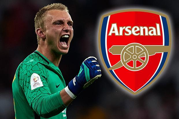 Rộng cửa đến Ngoại hạng Anh, Cillessen vẫn muốn ở lại Barca