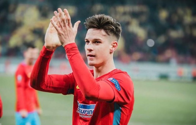 Ảnh bài viết XÁC NHẬN: Man Utd ra giá 26.3 triệu bảng cho 'cái tên lạ' Mourinho đích thân trinh sát