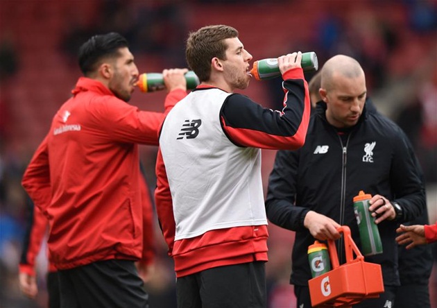 Liverpool CHÍNH THỨC chia tay 2 ngôi sao