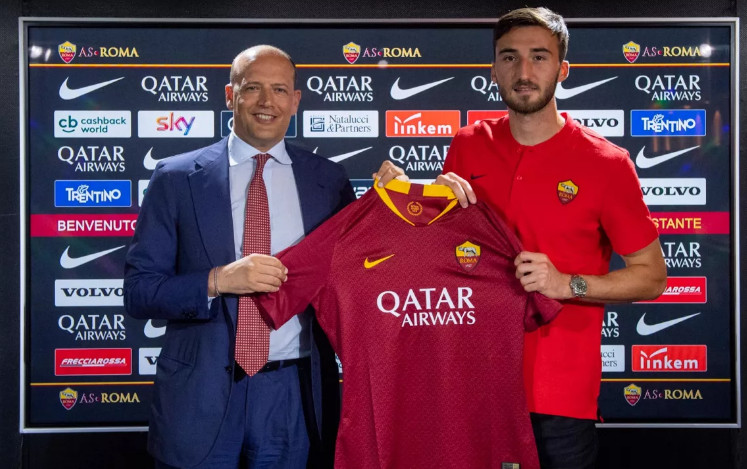 Ảnh bài viết Roma công bố tân binh, bắt đầu thay máu hàng tiền vệ?