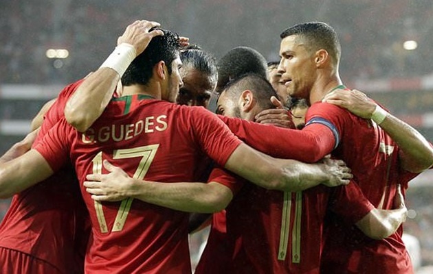 Ảnh bài viết Bồ Đào Nha trở nên đáng sợ khi không phải "phục vụ" Ronaldo
