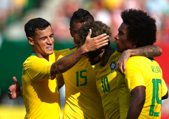 Tam tấu nổ súng, Brazil hủy diệt Áo ngay tại Ernst Happel