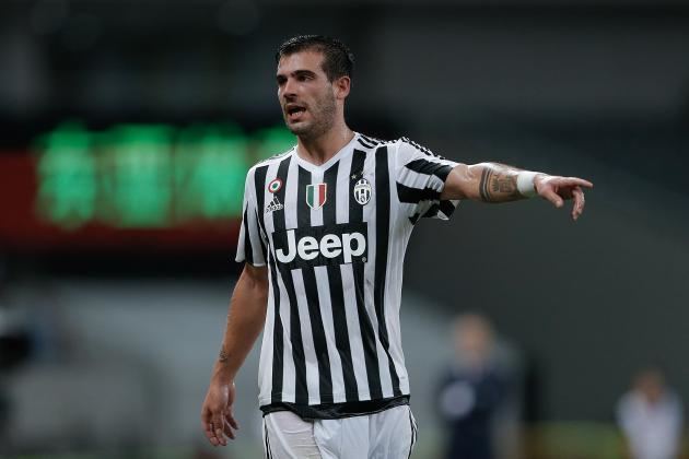 Juventus có đang quá ưu ái Rugani và Sturaro?