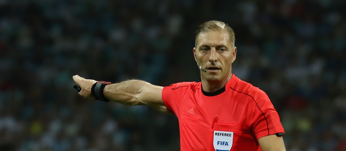 Xác định tổ trọng tài điều khiển trận mở màn World Cup 2018