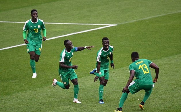 Ảnh bài viết 5 điểm nhấn Ba Lan 1-2 Senegal: Szczesny gánh... "đội bạn", Senegal trở lại giấc mơ năm 2002