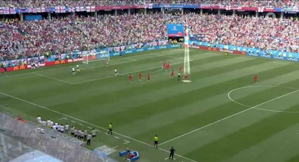 Ảnh bài viết HÀI HƯỚC: Cầu thủ Panama lén lút 'làm trò' khi tuyển Anh đang ăn mừng