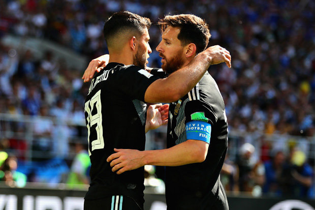 HLV Sampaoli "trảm" phe cánh của Messi ở trận sinh tử với Nigeria