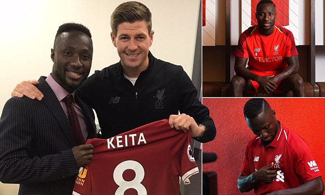 Ảnh bài viết Naby Keita rạng rỡ cầm áo đấu ra mắt Liverpool