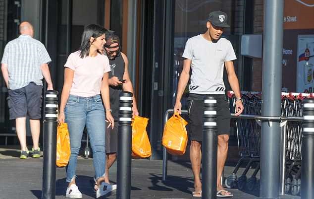 Ảnh bài viết Fabinho bắt đầu cuộc sống mới ở Liverpool