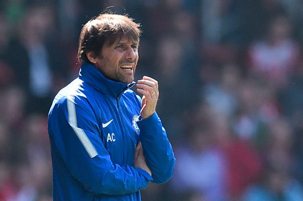 FIGC hối hận vì tiếc tiền với Conte