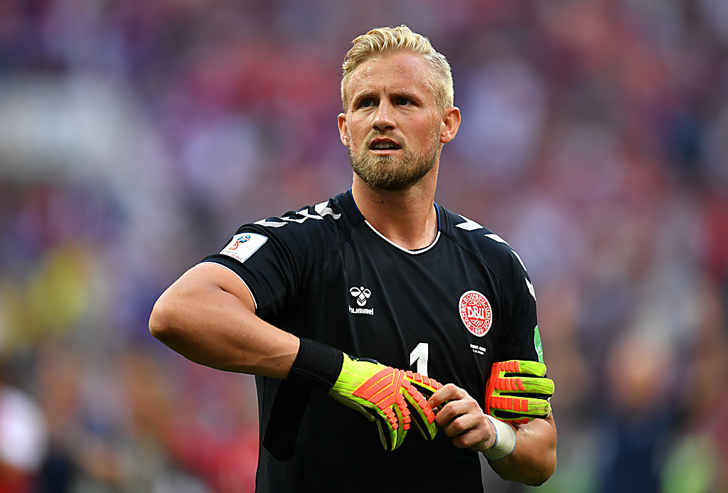 Kasper Schmeichel: "Con cũng có thể trở thành người khổng lồ!"
