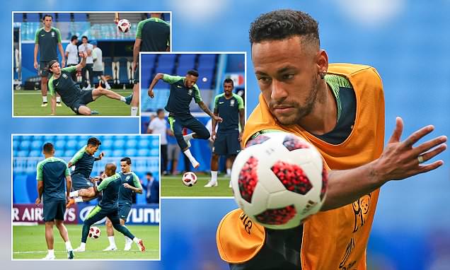 Neymar cắt phăng tóc mì tôm, quẩy sung trên sân tập Brazil