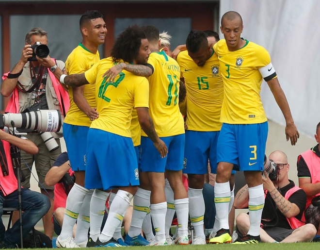 TIẾT LỘ: 11 cái tên xuất phát của Brazil trước Mexico