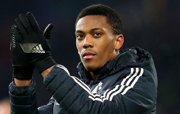 Ảnh bài viết Bayern phản ứng thế nào về tin cầu thủ 22 tuổi sẽ gia nhập từ Man United?