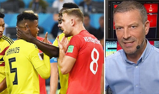 Mark Clattenburg chỉ trích VAR mắc sai lầm lớn trận Anh - Colombia