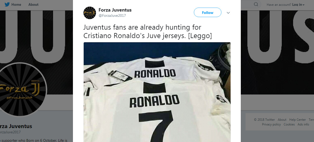 Ảnh bài viết Áo của Ronaldo đang 'xâm chiếm' thành Turin