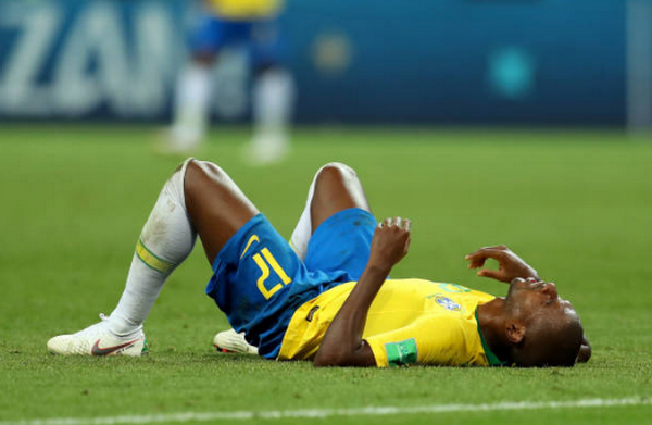 Ảnh bài viết Fernandinho 'báo hại', Brazil dừng bước tại World Cup