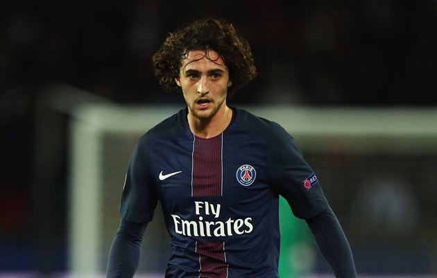 Barca sẵn sàng chi tiền tấn để nâng cấp hàng công bằng hai ngôi sao