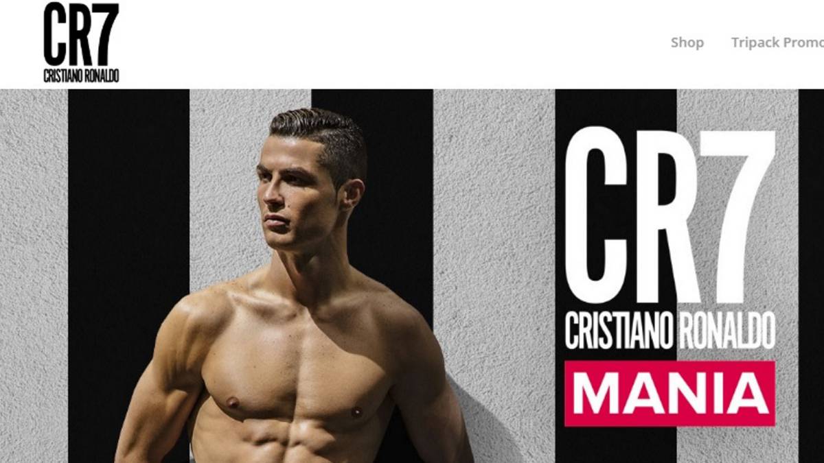 Trang chủ đồ lót CR7 chuyển màu, Ronaldo đếm ngày đến Juventus