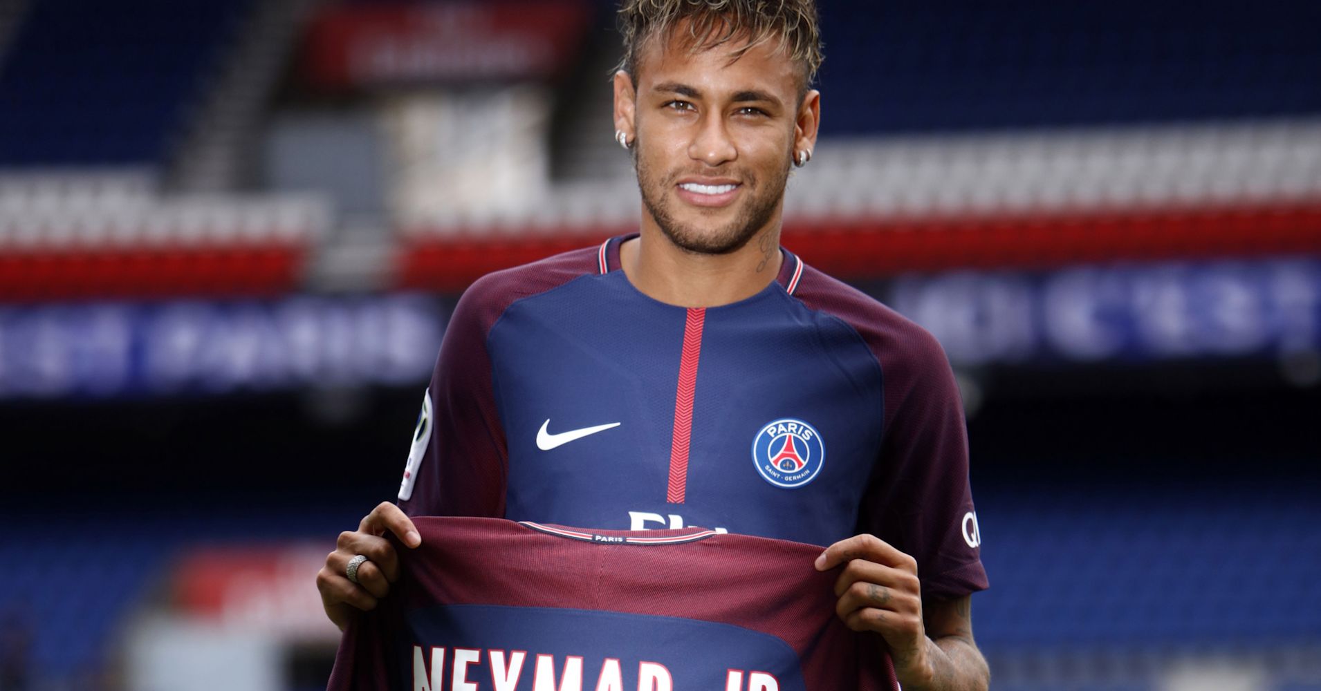 Ảnh bài viết Điểm tin tối 09/07: Arsenal 1 lúc đón 2 tân binh; PSG nổ vụ 'Neymar 2.0'?